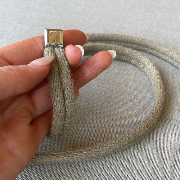 Accessory belt - Picture 6 of 7